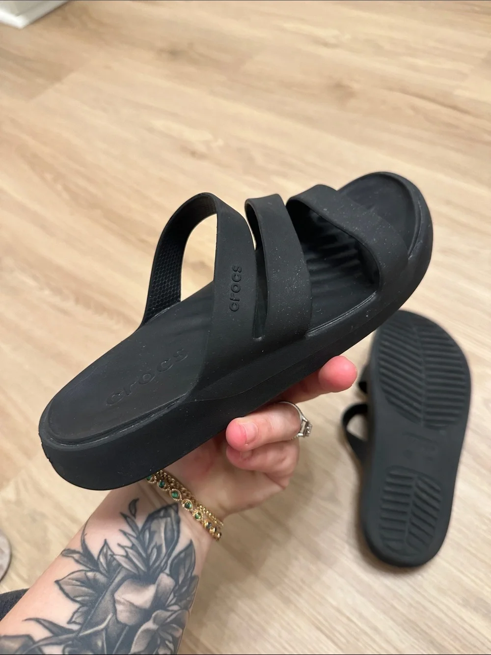 Crocs women’s Slide Sandals
